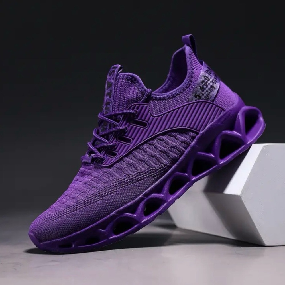 Womens breathable Non Slip Blade Tennis Walking Sneakers NWOT
